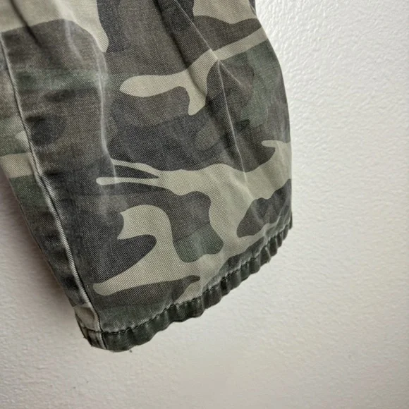 Wrangler Cargo Camo Pants Size 38x32 - Picture 3 of 12